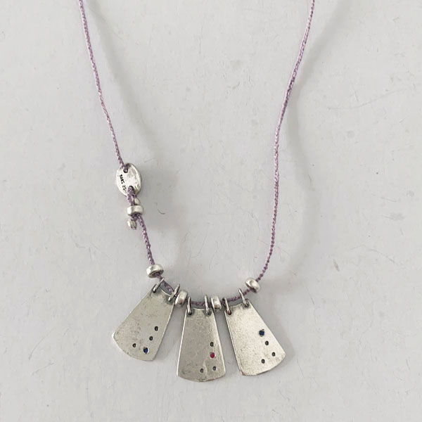 alon necklace ( light purple)